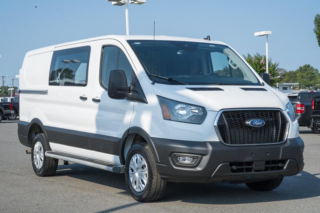 Certified 2025 Ford Transit 250 Low Roof w/ Exterior Upgrade Package RWD image 1