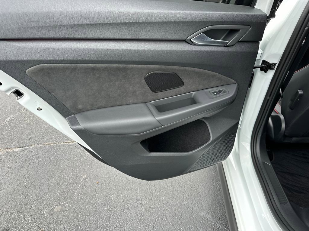 Used 2025 Volkswagen GTI SE FWD image 19