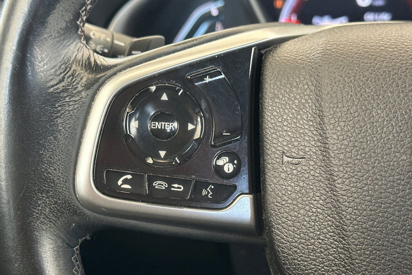 Used 2020 Honda Civic Sport image 24