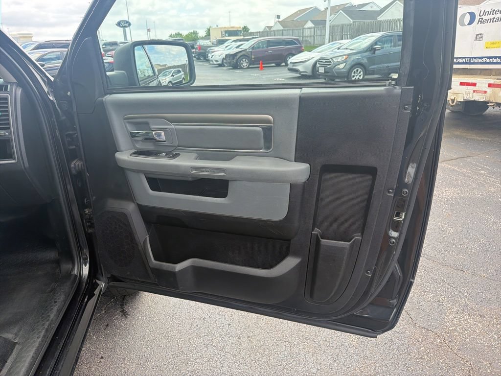 Used 2017 RAM 1500 Tradesman w/ Power & Remote Entry Group AWD/4WD image 37