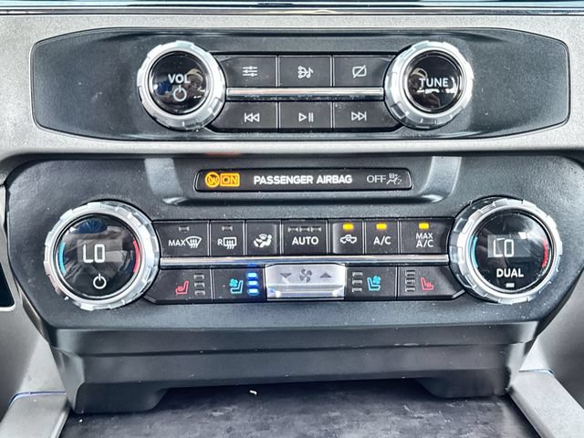 Certified 2022 Ford F350 Lariat w/ Tremor Off-Road Package AWD/4WD image 19