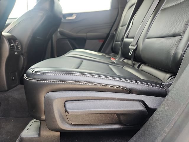 Certified 2024 Ford Escape Platinum AWD/4WD image 25