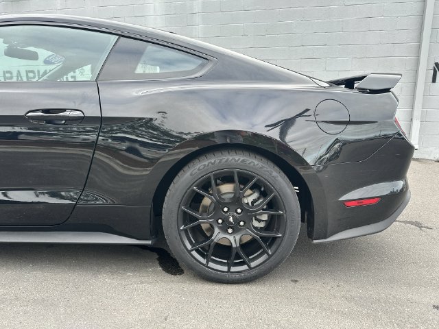 Certified 2018 Ford Mustang Premium w/ Ecoboost Performance Package RWD image 10