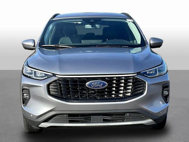 Certified 2024 Ford Escape Platinum AWD/4WD image 2