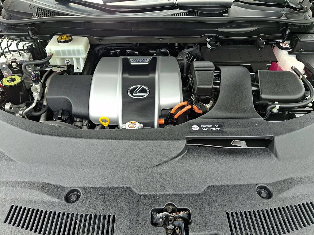 Used 2018 Lexus RX 450hL Premium w/ Premium Package AWD/4WD image 28