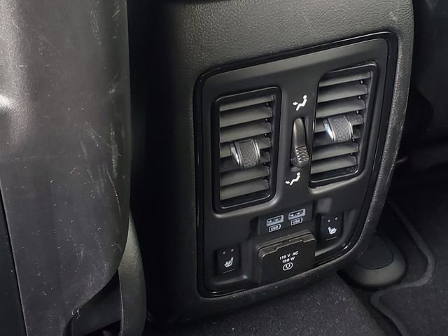 Used 2023 Dodge Durango GT image 30