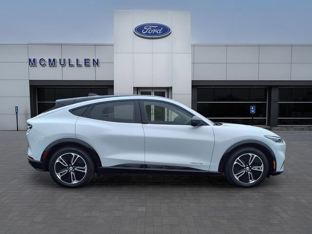 Certified 2023 Ford Mustang Mach-E Premium image 2