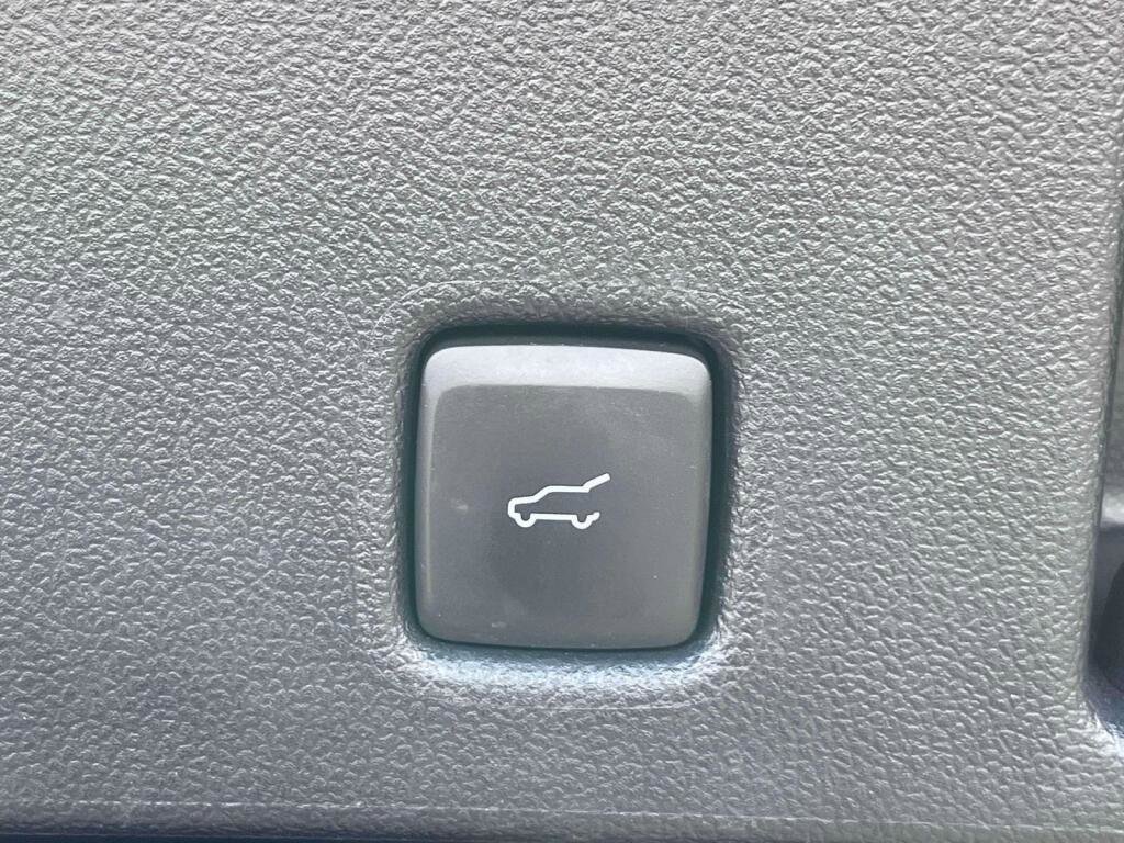 Certified 2022 Ford Escape SEL AWD/4WD image 20
