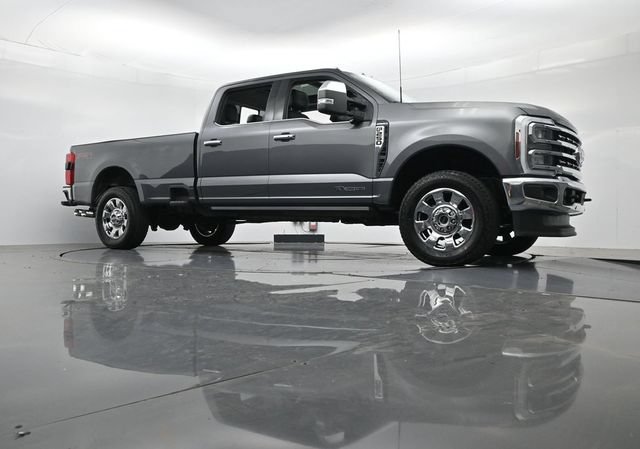 Certified 2025 Ford F250 Lariat w/ Lariat Ultimate Package AWD/4WD image 33