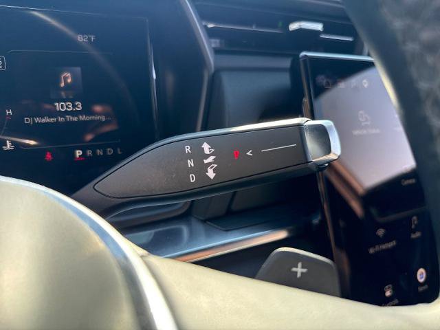 Used 2025 GMC Terrain Elevation FWD image 21