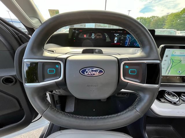 Certified 2025 Ford Expedition Active AWD/4WD image 36