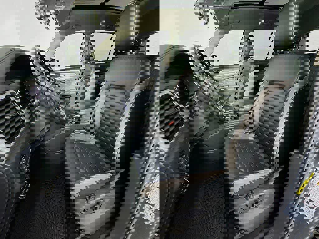 Used 2021 Volkswagen Atlas SEL Premium image 15