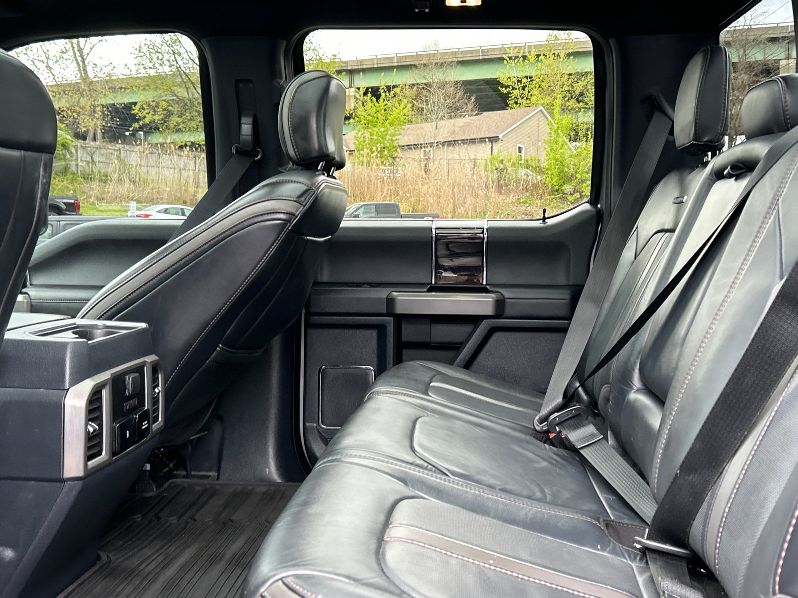 Certified 2022 Ford F350 Platinum AWD/4WD image 25