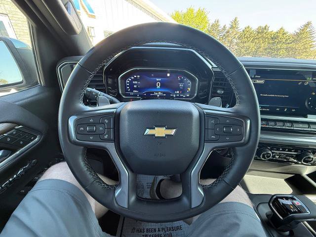 Used 2023 Chevrolet Silverado 1500 High Country w/ High Country Premium Package AWD/4WD image 15