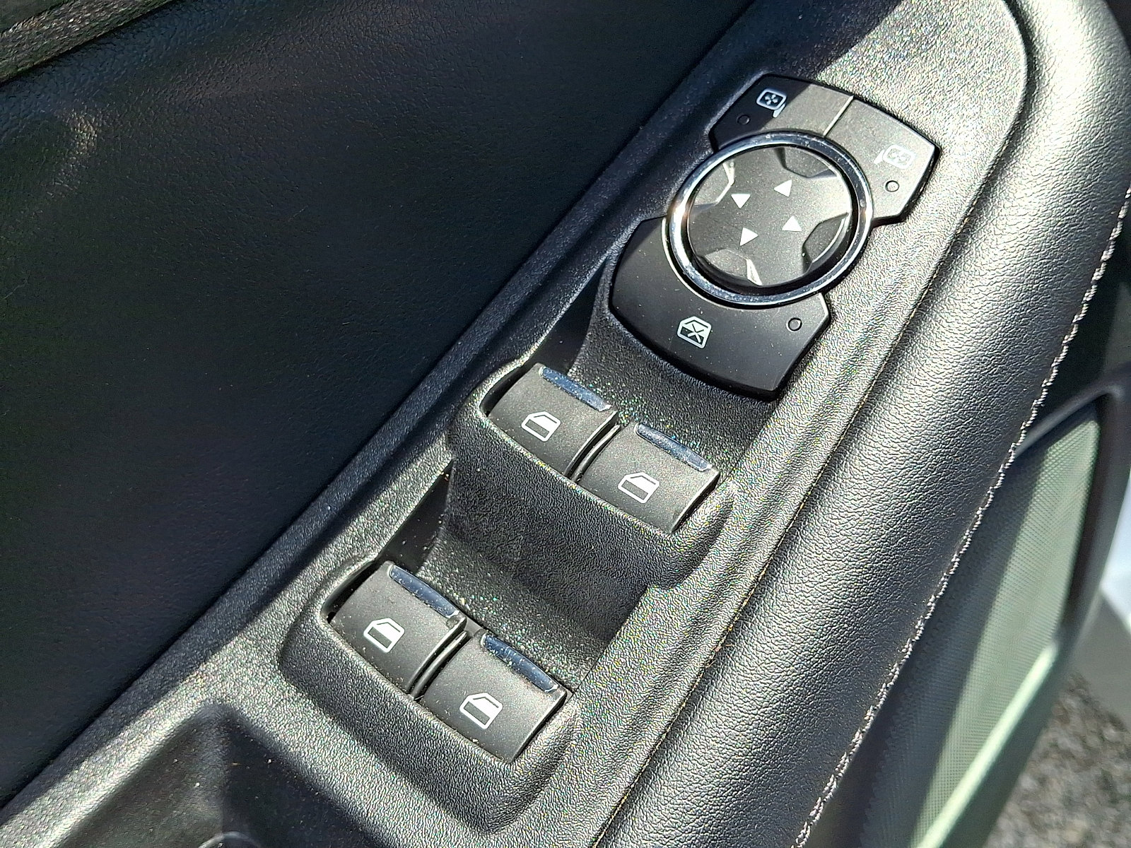 Certified 2022 Ford Edge SEL w/ Convenience Package image 28