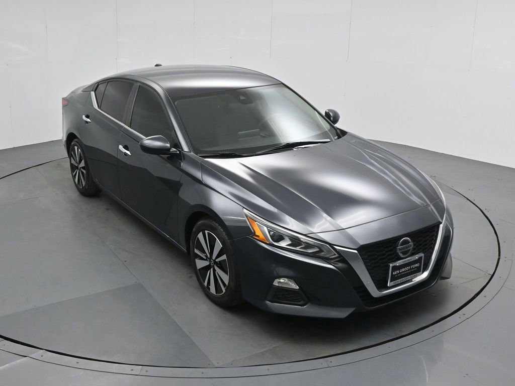 Used 2022 Nissan Altima 2.5 SV image 4