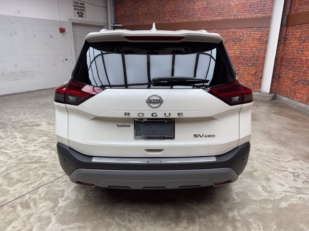Used 2023 Nissan Rogue SV w/ SV Premium B Package AWD/4WD image 4