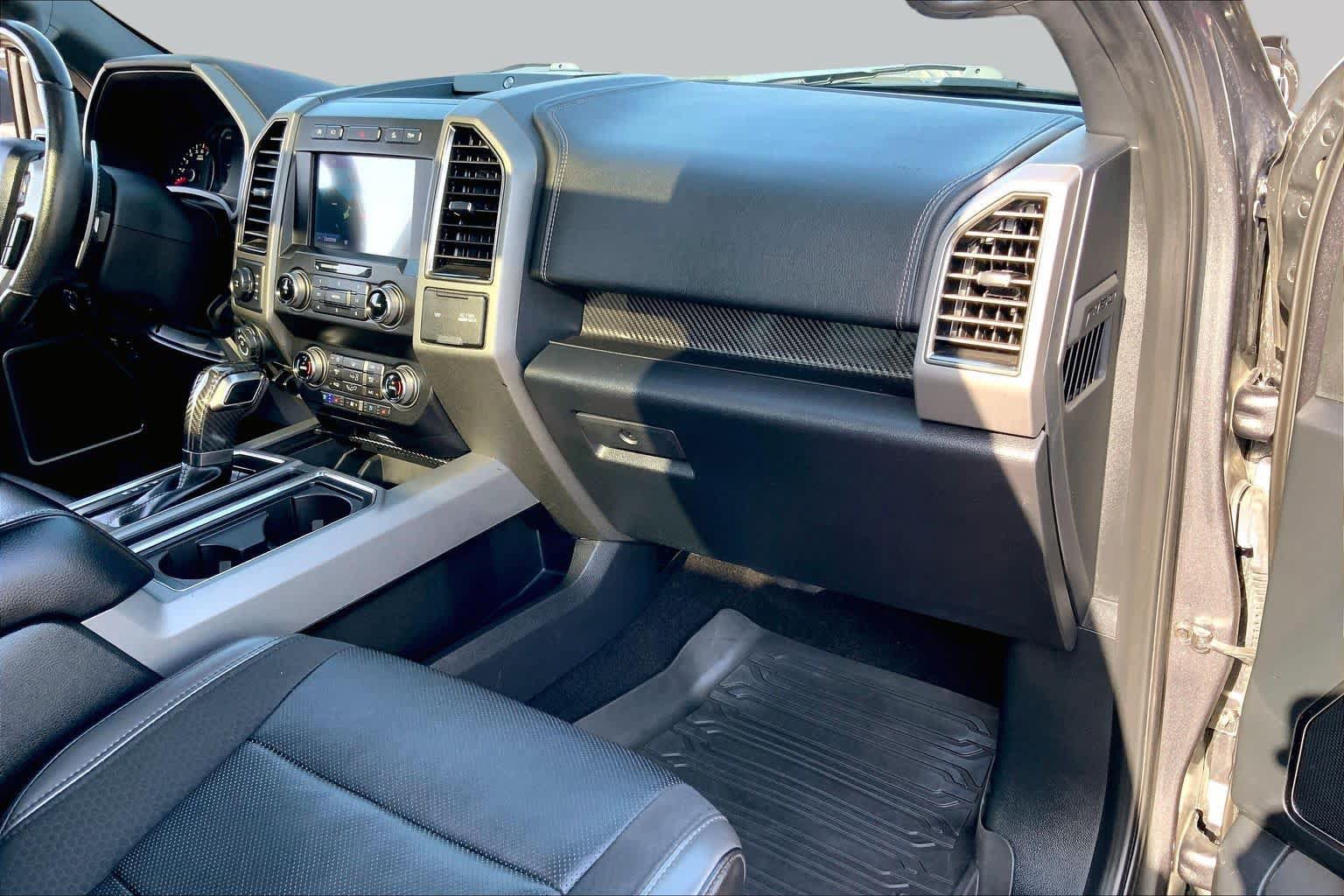 Certified 2019 Ford F150 Raptor w/ Equipment Group 802A Luxury AWD/4WD image 17