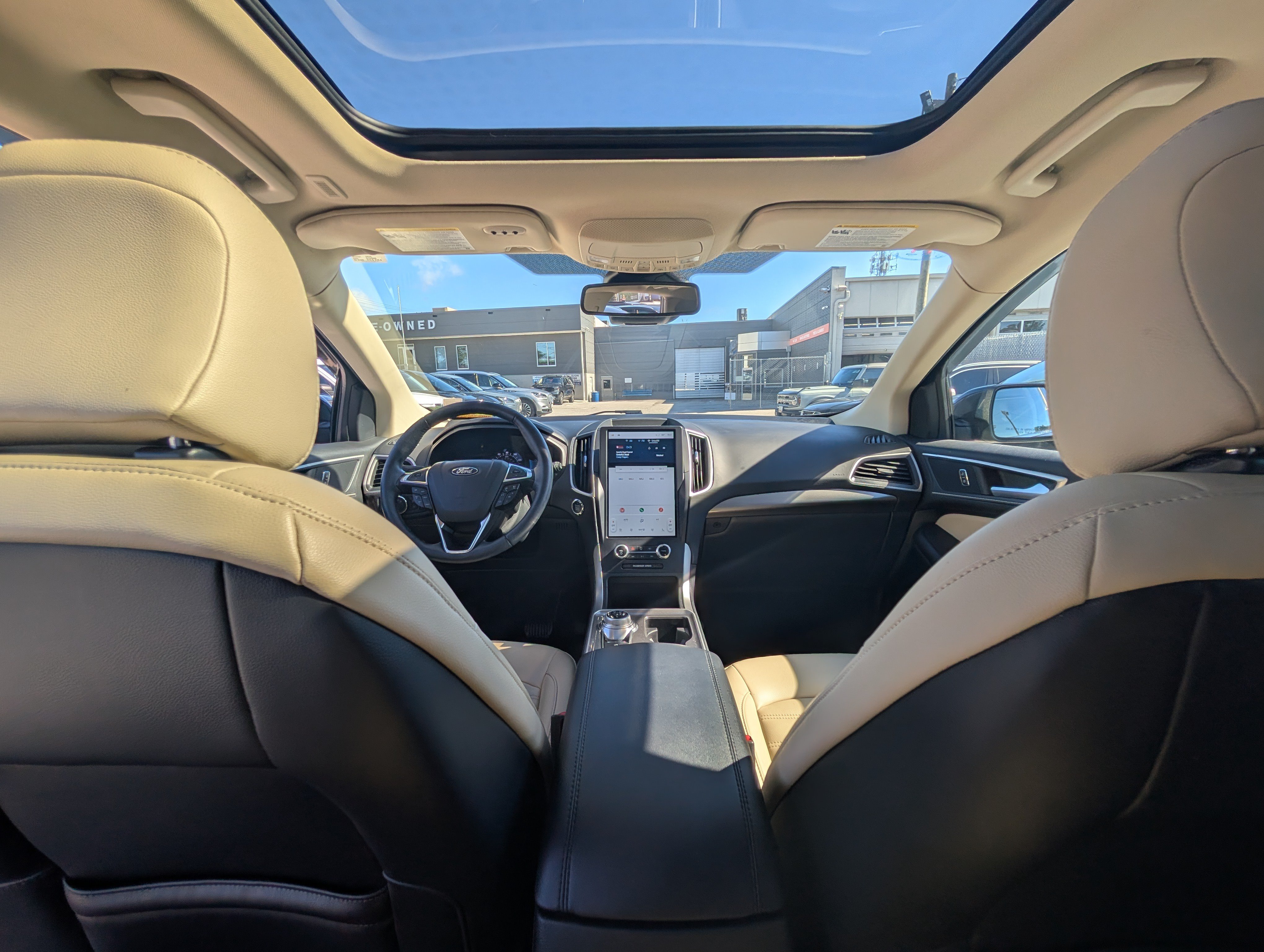 Certified 2023 Ford Edge SEL w/ Convenience Package AWD/4WD image 18