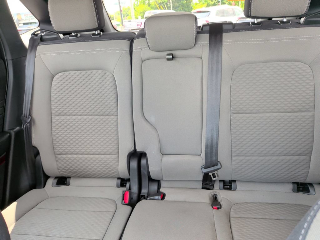 Certified 2022 Ford Escape SE w/ SE Sport Appearance Package AWD/4WD image 8