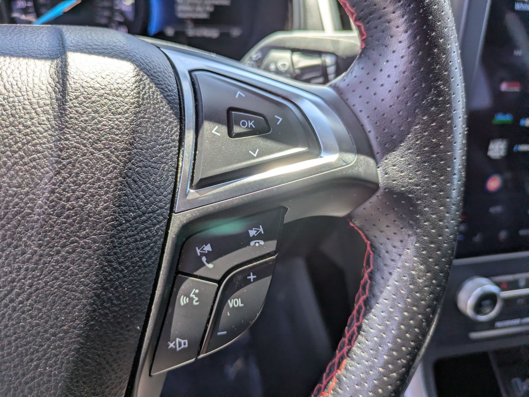 Certified 2022 Ford Edge ST-Line AWD/4WD image 20