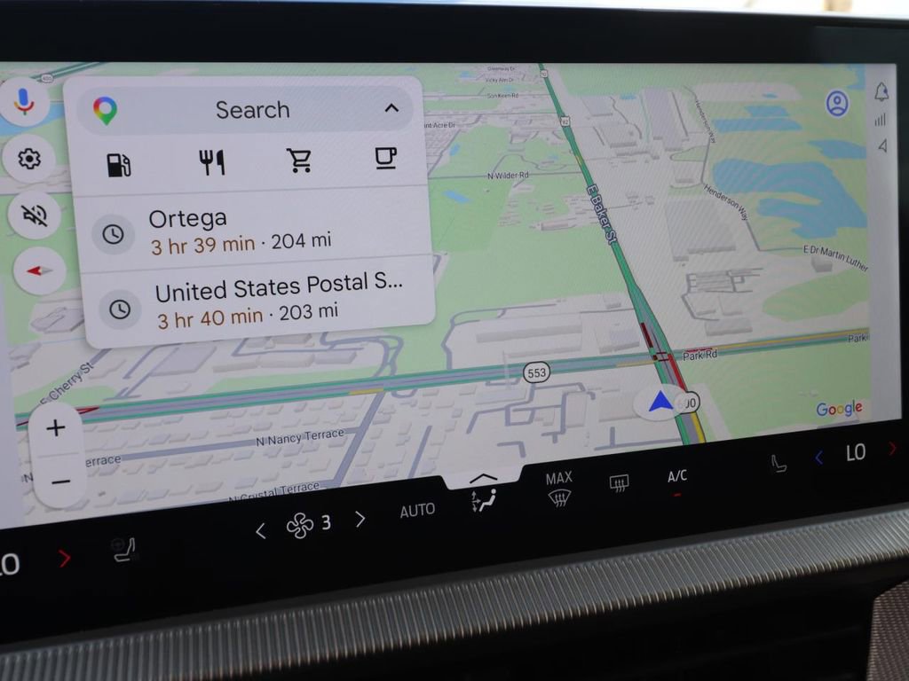 Certified 2025 Ford Explorer Active w/ Active Comfort Package image 21