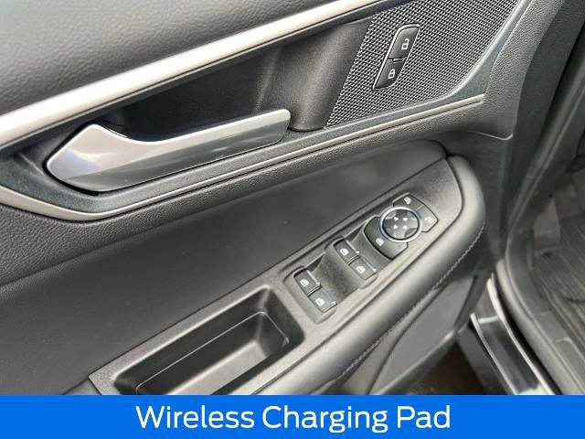 Certified 2024 Ford Edge SEL w/ Convenience Package image 13