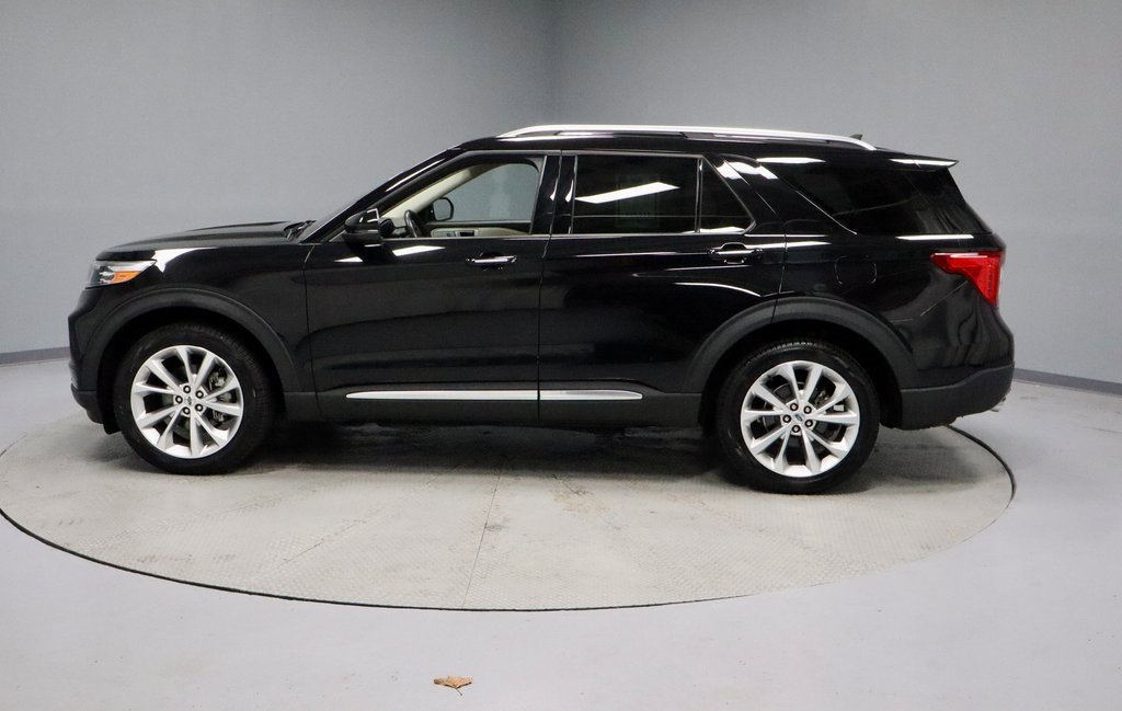 Certified 2023 Ford Explorer Platinum w/ Class IV Trailer Tow Package image 9
