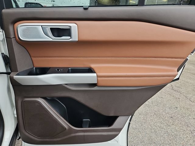 Certified 2024 Ford Explorer King Ranch w/ Technology Package AWD/4WD image 33