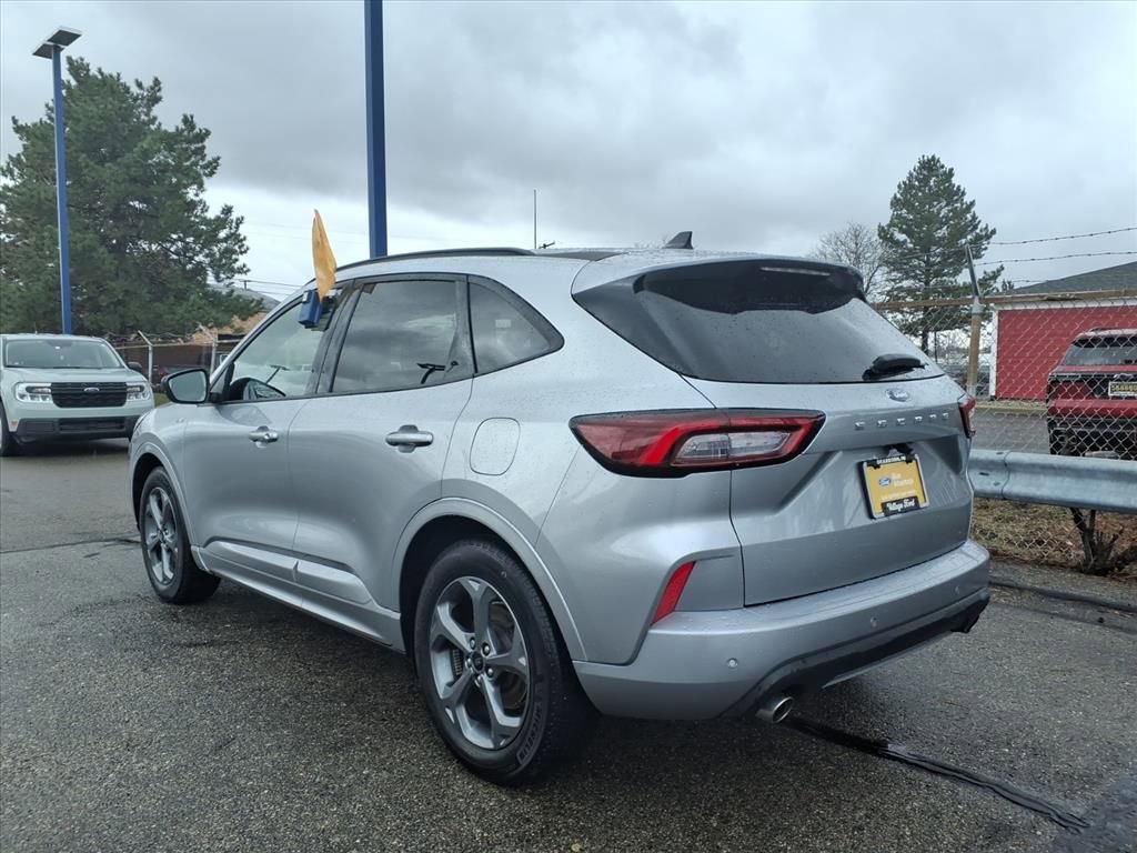 Certified 2024 Ford Escape ST-Line w/ Tech Pack #1 image 9