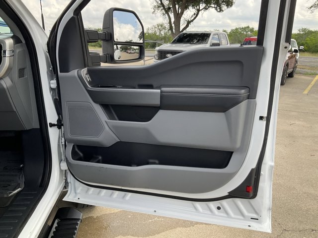 Certified 2025 Ford F350 XLT AWD/4WD image 18