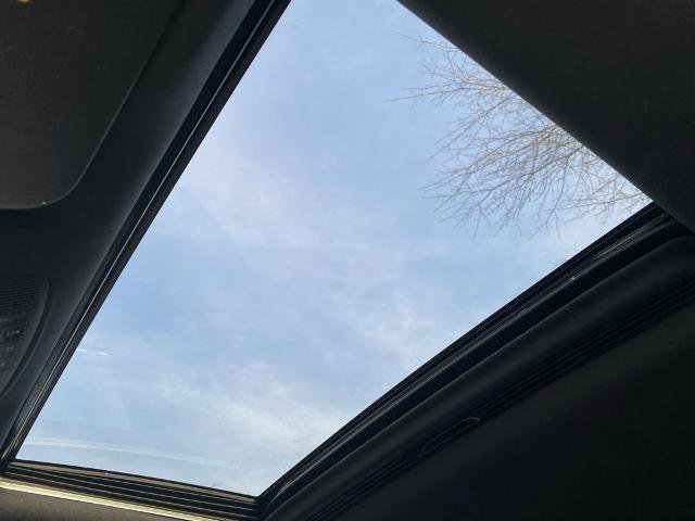 Used 2024 Mercedes-Benz GLE 450e 4MATIC image 26