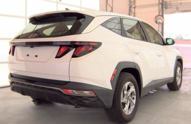 Used 2022 Hyundai Tucson SE FWD image 3