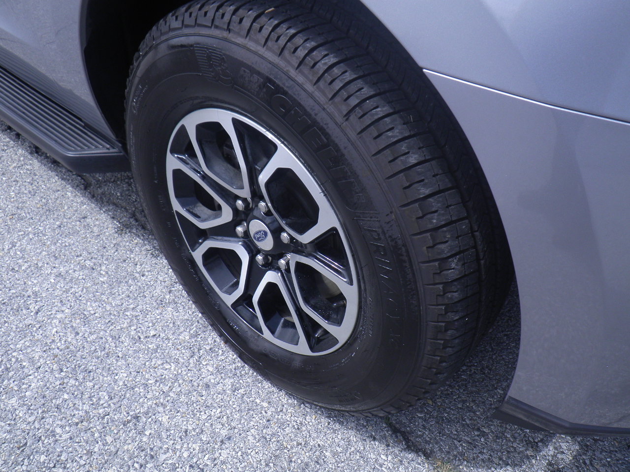 Certified 2024 Ford Expedition XLT AWD/4WD image 9