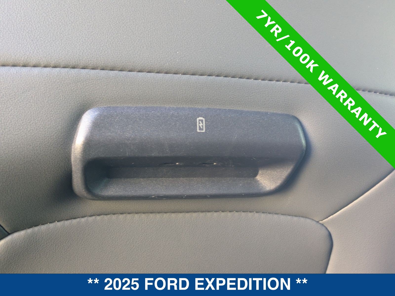 Certified 2025 Ford Expedition Active AWD/4WD image 20