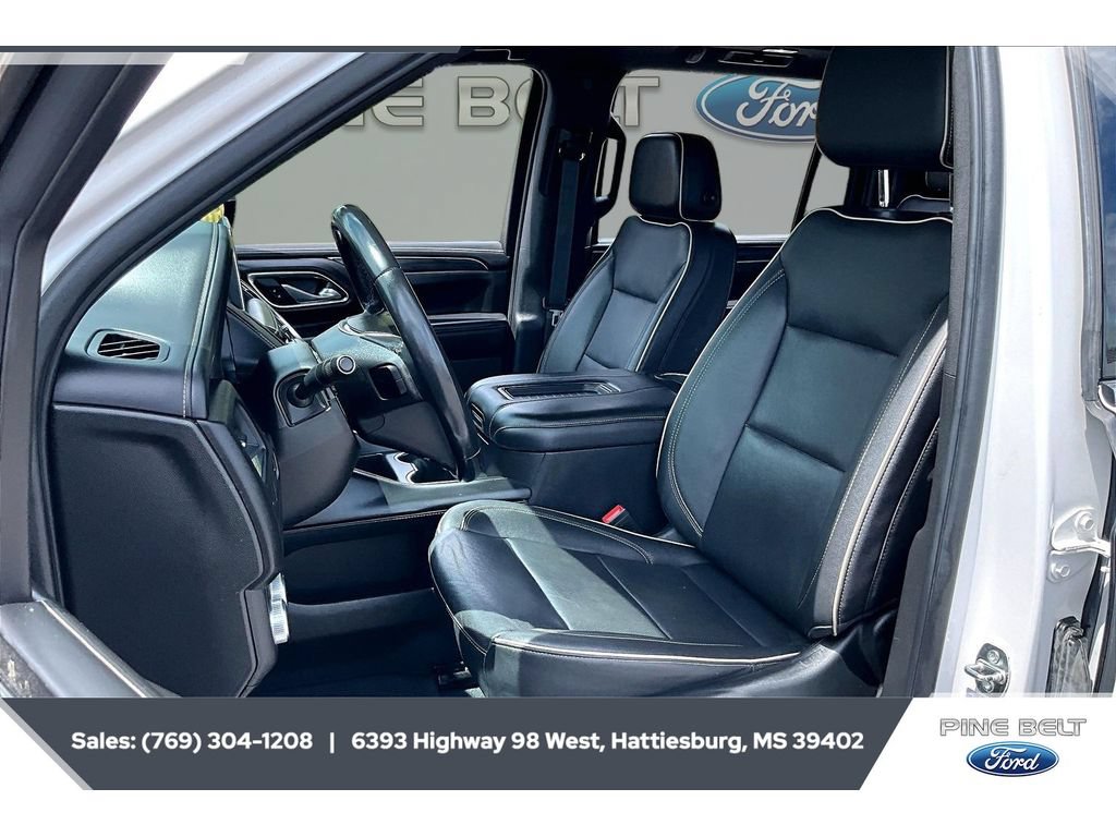Used 2023 GMC Yukon XL SLT AWD/4WD image 18