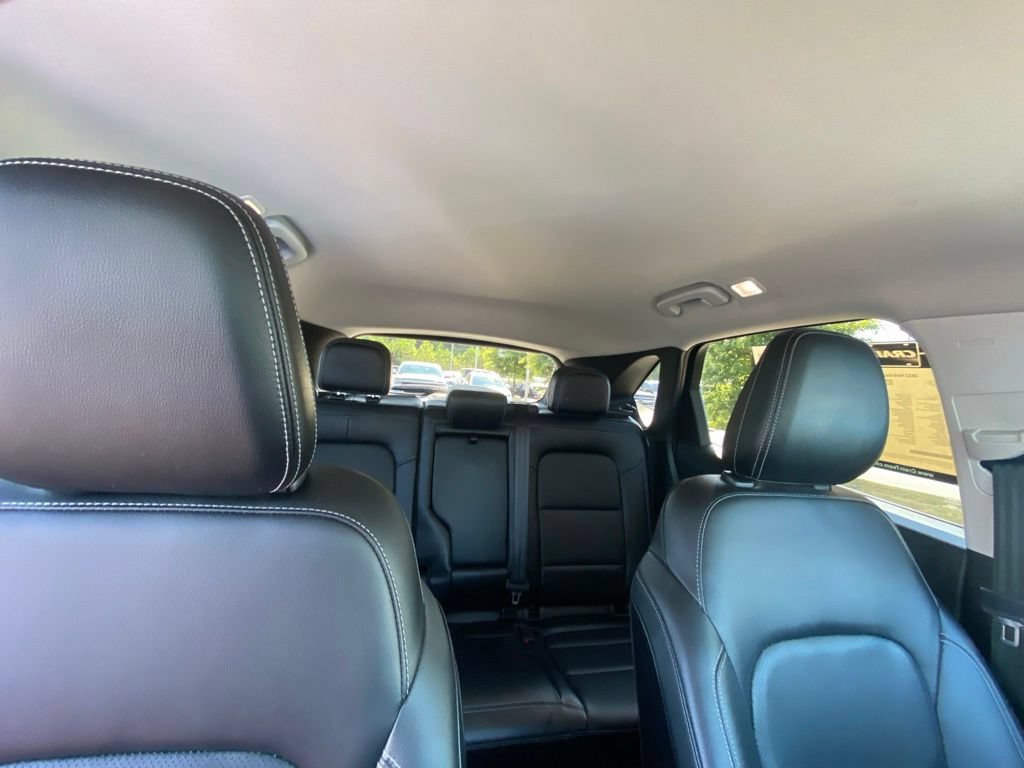 Certified 2022 Ford Escape SEL w/ Technology Package AWD/4WD image 29