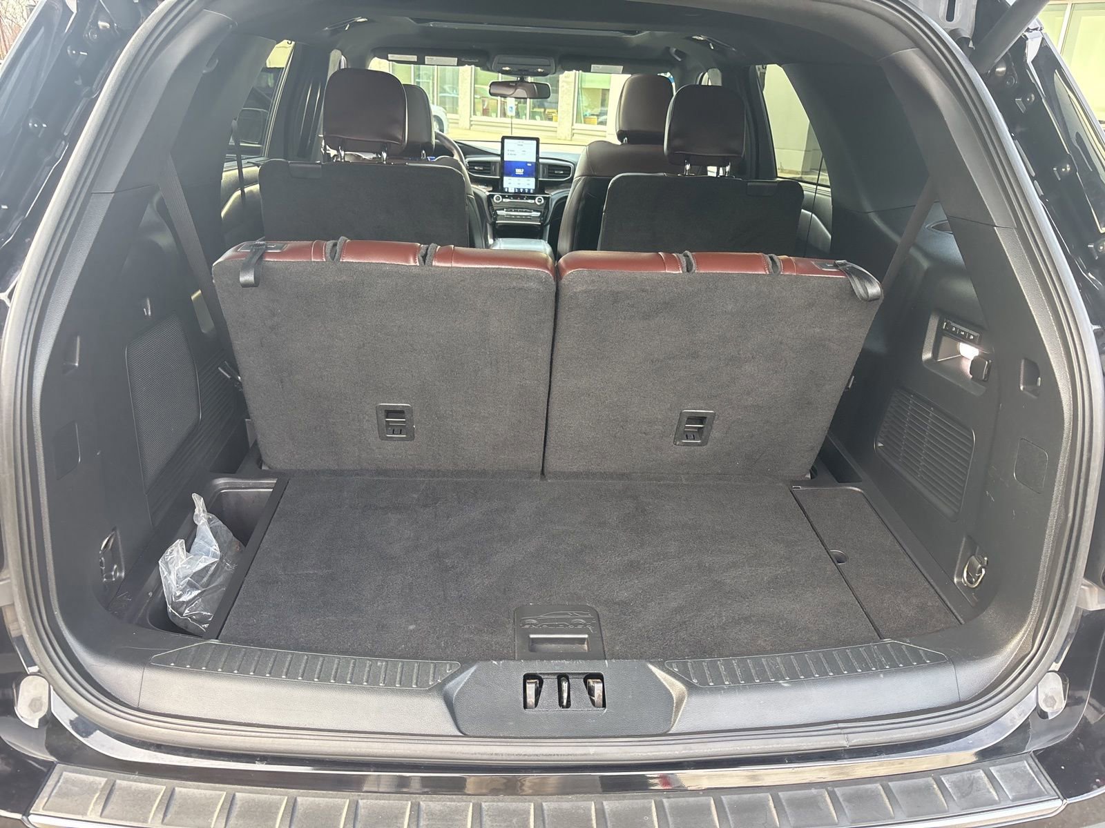 Certified 2022 Ford Explorer Platinum w/ Equipment Group 601A image 34