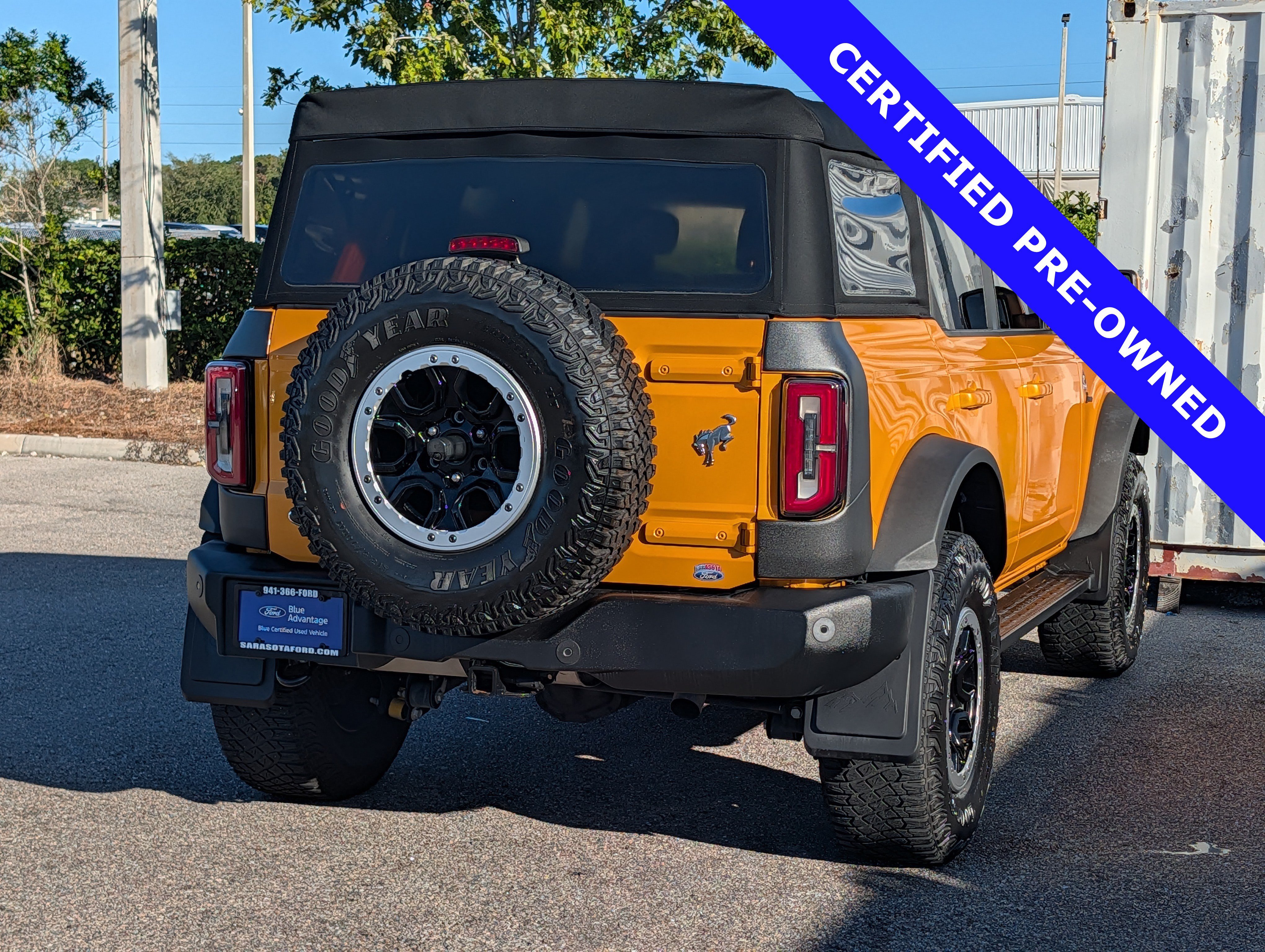 Certified 2021 Ford Bronco Outer Banks w/ Sasquatch Package AWD/4WD image 5