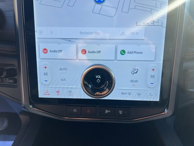 Certified 2024 Ford Expedition Platinum image 32