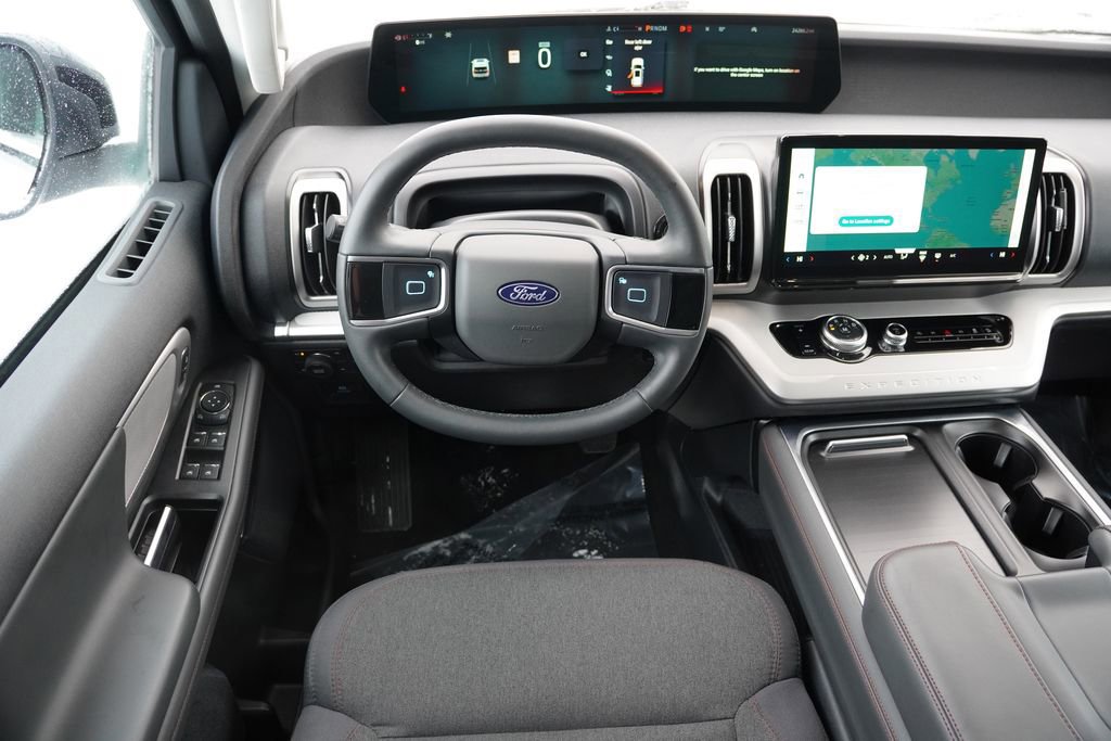 Certified 2025 Ford Expedition Active image 21