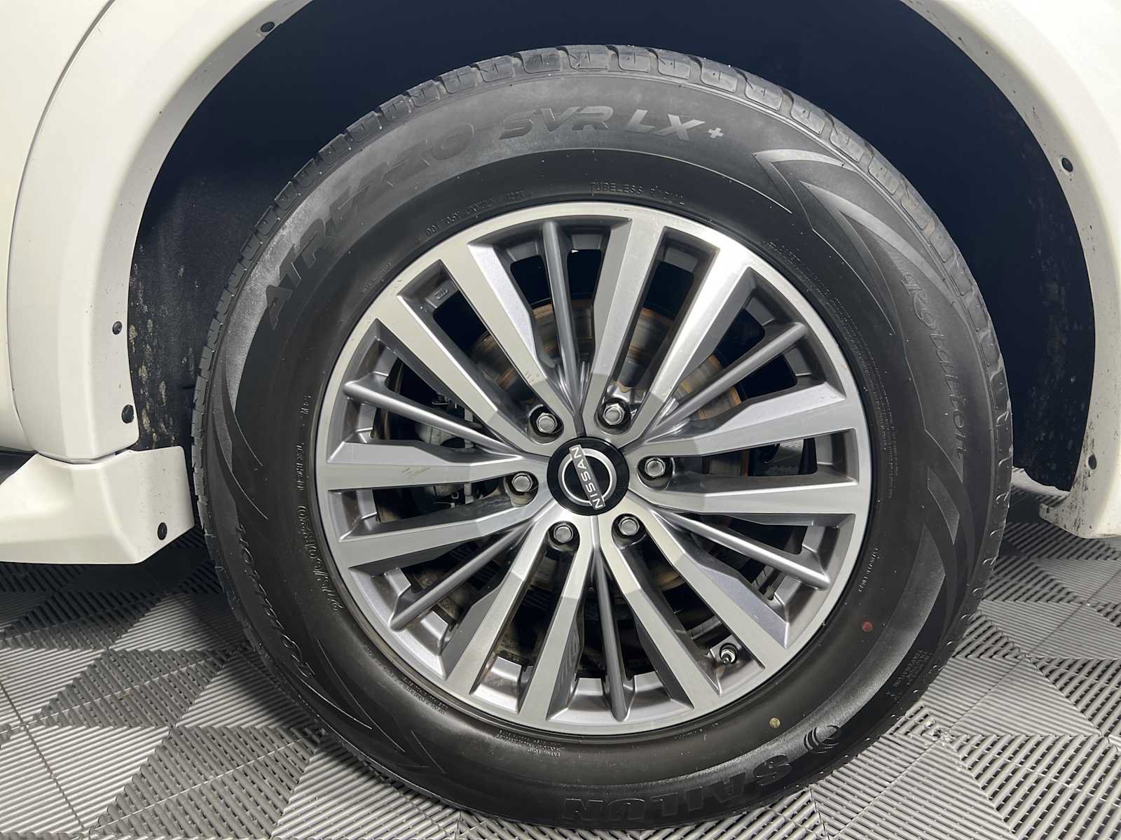 Used 2023 Nissan Armada SL AWD/4WD image 19