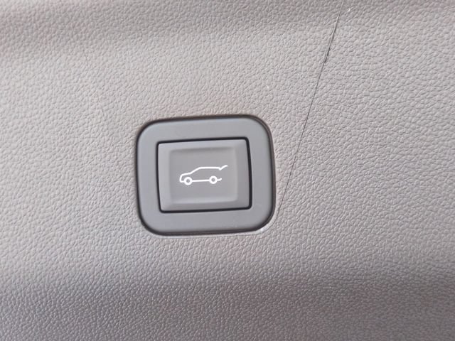 Used 2026 GMC Yukon XL Elevation RWD image 14