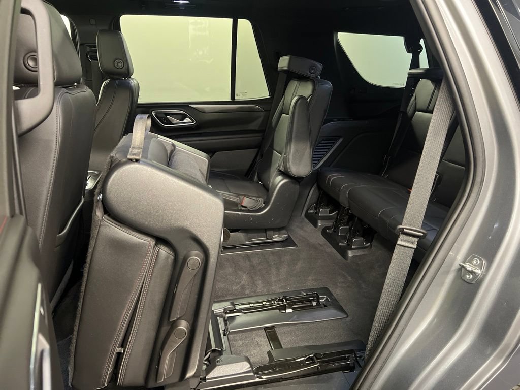 Used 2022 Chevrolet Tahoe RST w/ Luxury Package AWD/4WD image 25