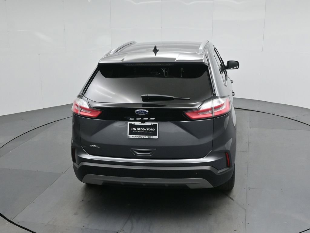 Certified 2021 Ford Edge SEL w/ Convenience Package image 39
