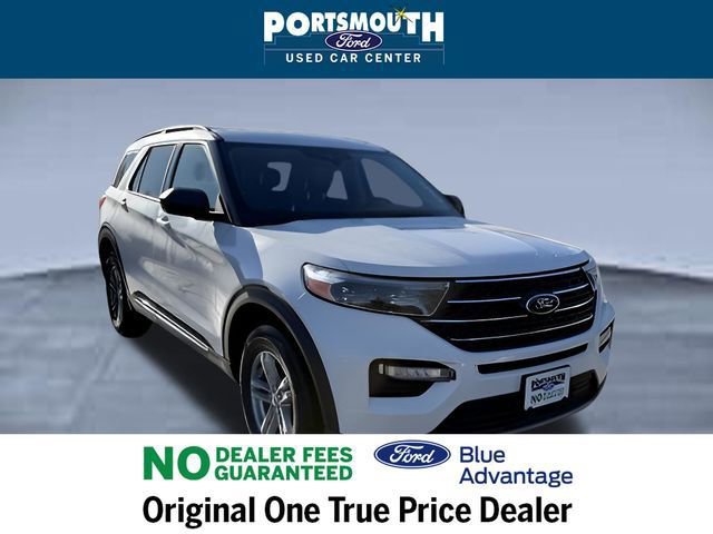 Certified 2022 Ford Explorer XLT w/ Equipment Group 202A image 3