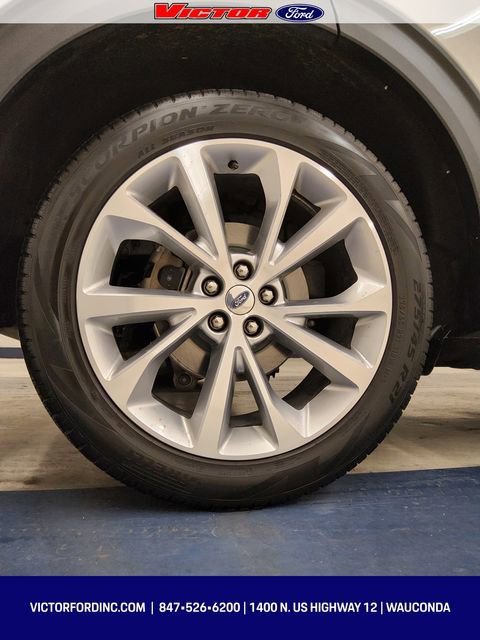 Certified 2022 Ford Explorer Platinum w/ Equipment Group 601A image 9