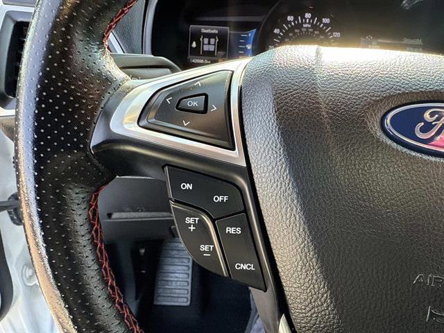 Certified 2022 Ford Edge ST-Line image 29