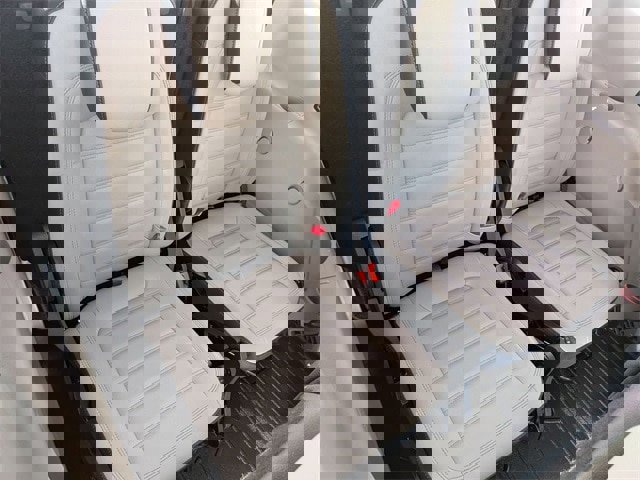 Certified 2020 Ford Transit Connect Titanium w/ Trailer Tow Package image 30