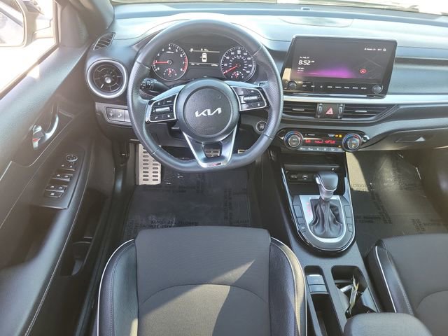 Used 2024 Kia Forte GT-Line w/ GT-Line Premium Package image 7